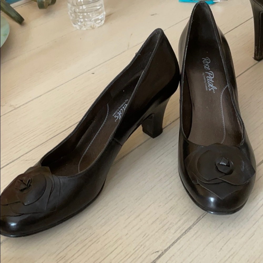 Women’s shoes